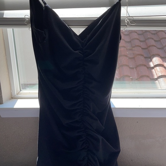 Black Bodycon Dress - Picture 4 of 6